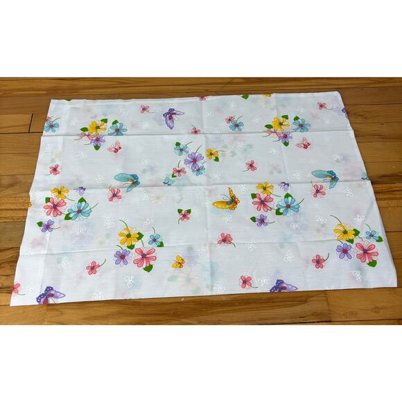 Thomaston No Iron Standard Pillow Cases- set 2 NEW Butterfly Floral cottage twee - Picture 3 of 6